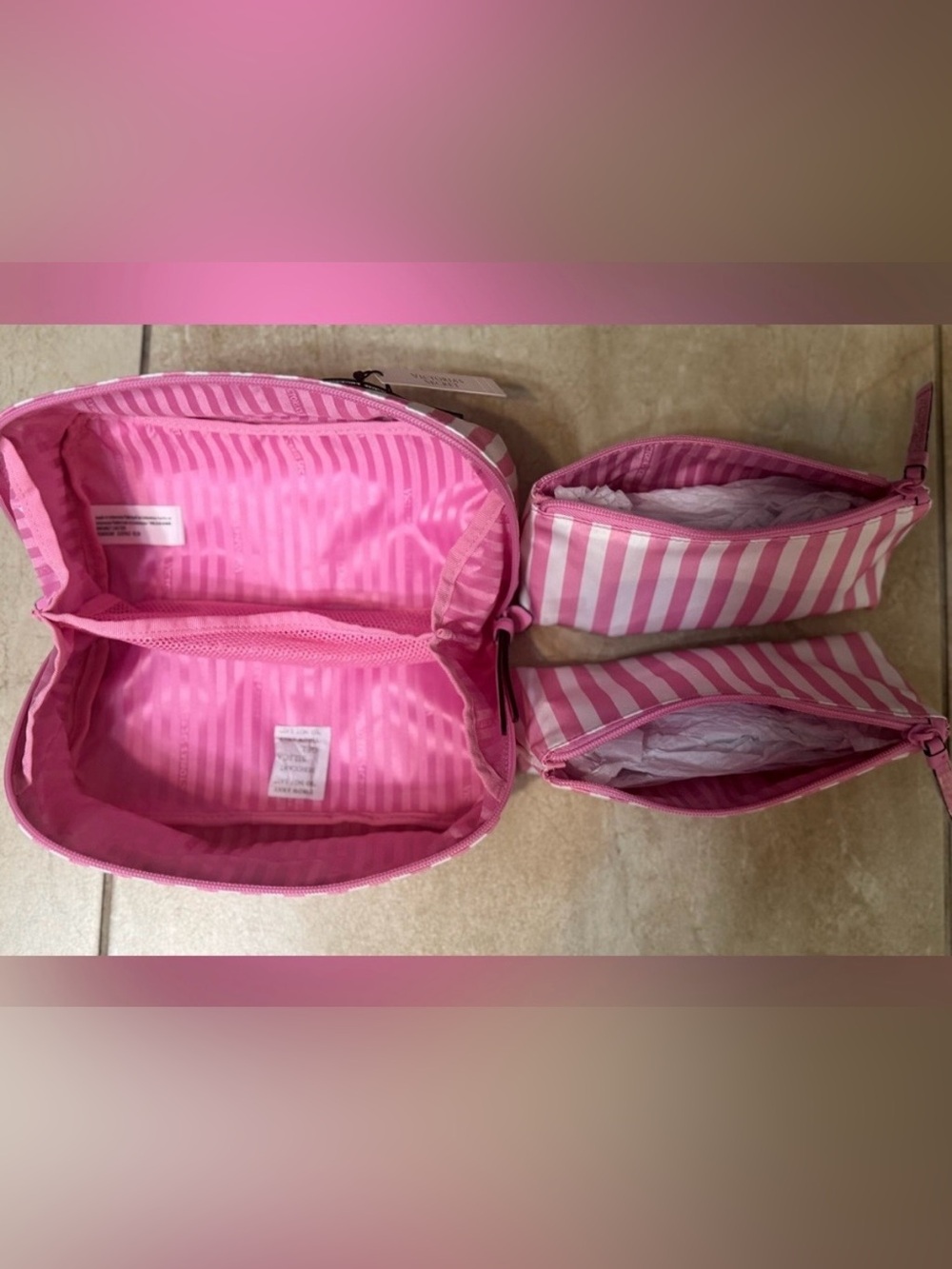 VICTORIA'S SECRET 3-Piece Expandable Travel Makeup Bag - Picture 9 of 10